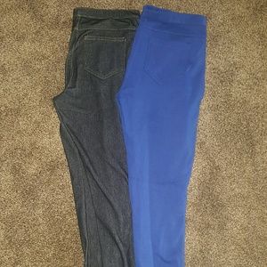 2 pair Vera Wang stretch leggings